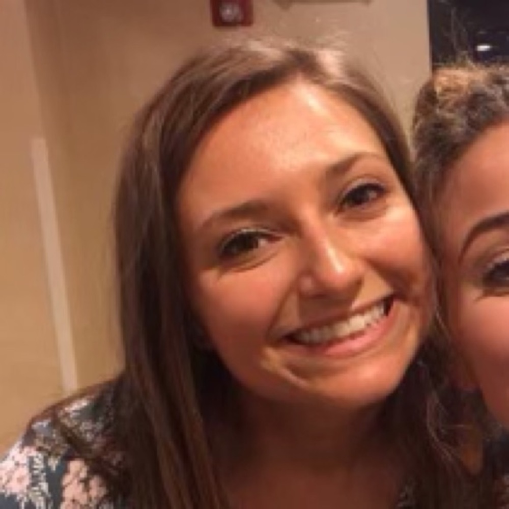 Meet your Posher, Emilie